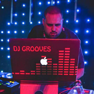 The Loud Mix WITH Dj Grooves 